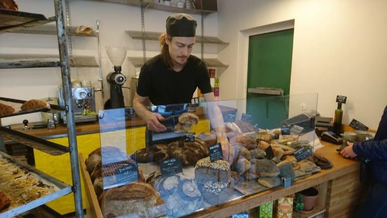 Prisvärt bröd hos äkta bagerier