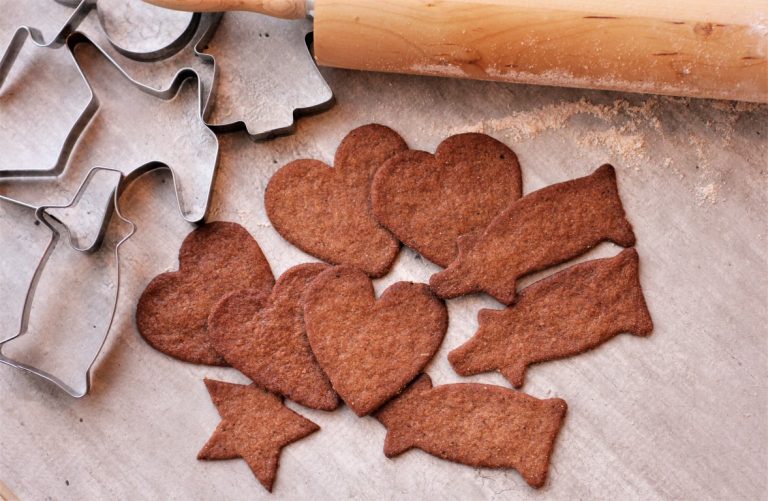 Pepparkakor på fullkornsvetemjöl – japp, de blir godare!