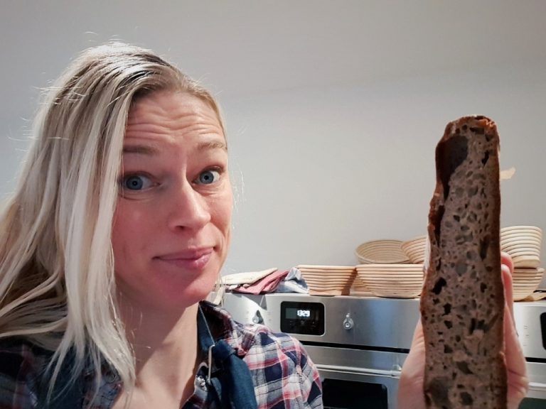 Jag gav bort ett bröd och fick skämmas