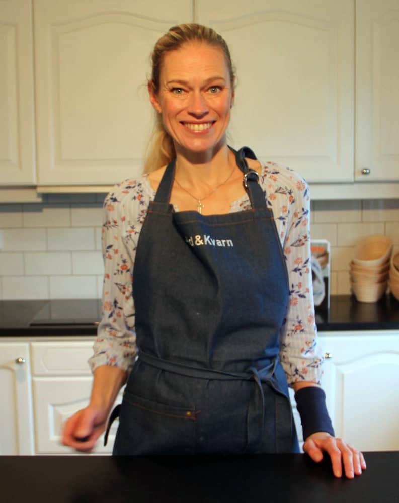 Christine Heger undervisar om fullkorn och bakning